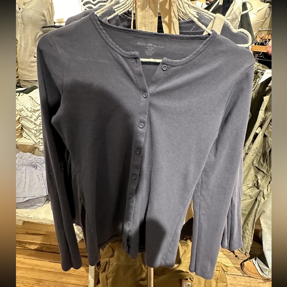 Brandy Melville navy button up top
